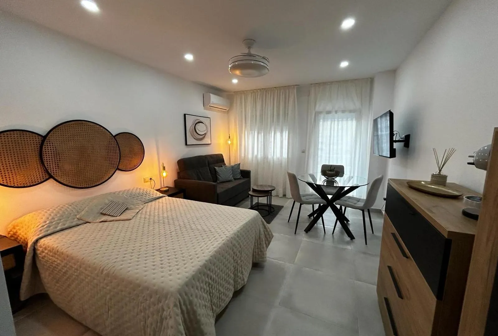 Апартаменты Ver64 - Nuevo, Reformado 100, Terraza, Wifi, Playa A 600 Metros, Centro A 300 Metros Торремолинос