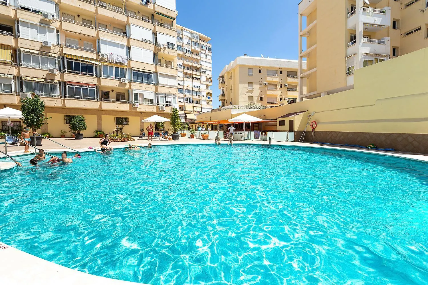Ver64 - Nuevo, Reformado 100, Terraza, Wifi, Playa A 600 Metros, Centro A 300 Metros Torremolinos Spanien